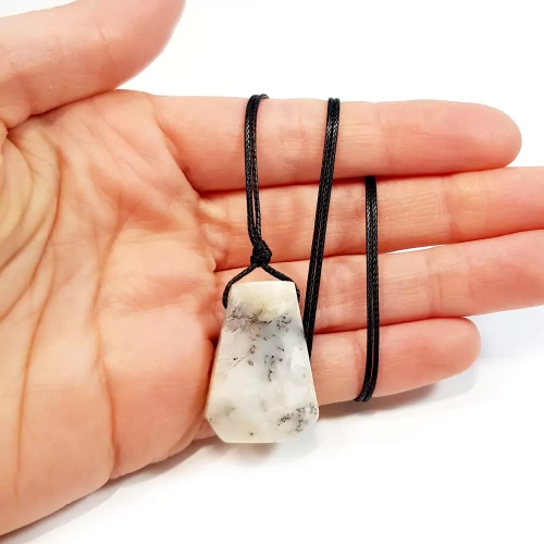 MESNAW025 WEBP Naszyjnik na sznurku żółty opal dendytowy Magneska biżuteria  2.webp