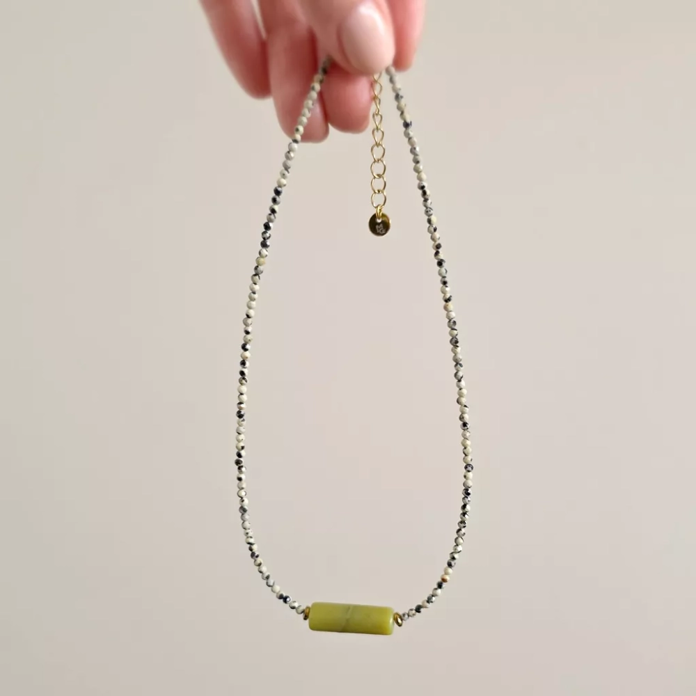 NAW1133 webp Naszyjnik unikat choker jadeit, jaspis dalmatyński i hematyt Magneska biżuteria.webp