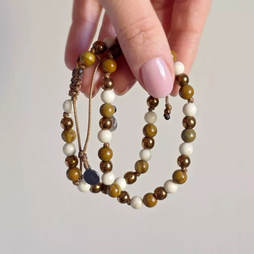 Pebbles męska bransoletka z jaspisem drzewnym, kamieniem rzecznym i hematytem na brązowym sznurku – ręcznie tworzona biżuteria z kamieni naturalnych magneska.mom