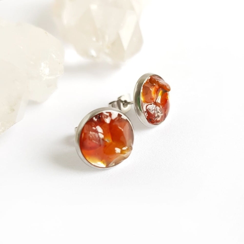 Kolczyki sztyfty karneol w żywicy stal chirurgiczna Sparkles orange