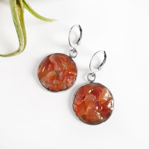 Kolczyki wiszące karneol w żywicy stal chirurgiczna Sparkles orange